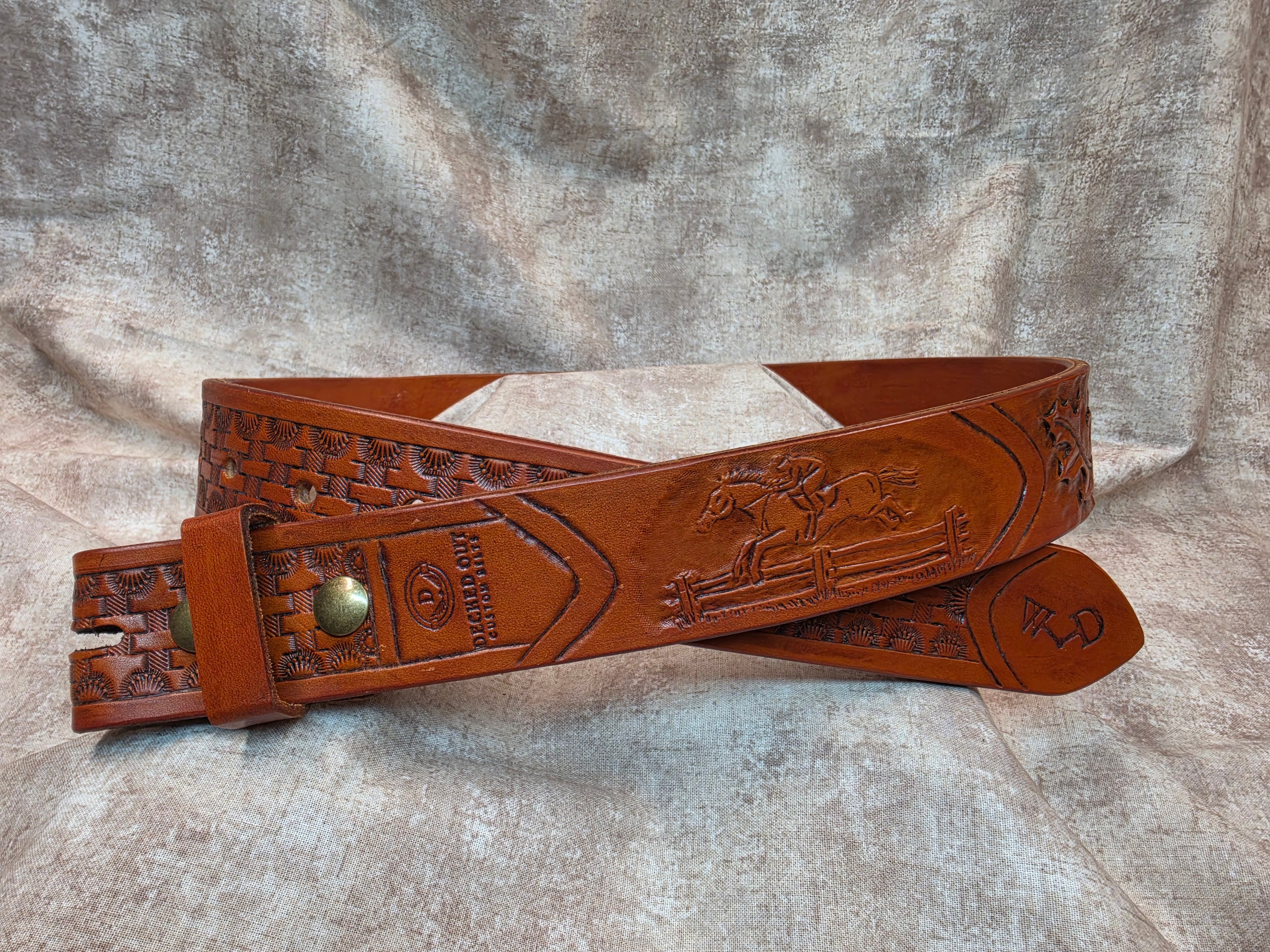 Hand tooled, hunter jumper themed custom belt, hand drawn timber horse image with oak leaf tooling, custom brand. Size 34"
